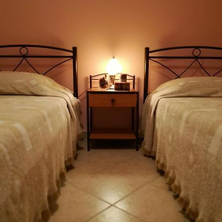 Platos Academy Apartment Афины Экстерьер фото